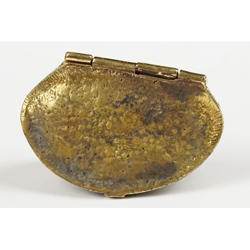 278 - Brass vesta case in the form of a nut shell, approx 5cm wide