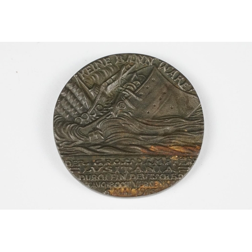 284 - Lusitania Medal / Medallion commemorating her sinking by the Germans during World War One in 1915, a... 