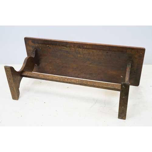 658A - Oak coffee table of stretchered form, 41cm high x 91cm wide x 32cm deep
