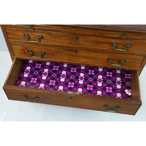 673 - 20th century mahogany chest of four long drawers with brushing slide, on bracket feet, 78cm high x 8... 