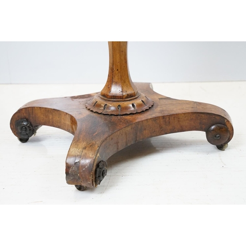 692 - William IV rosewood sewing table, the lid swivels to reveal fitted enclosure, on scroll feet, 74cm h... 