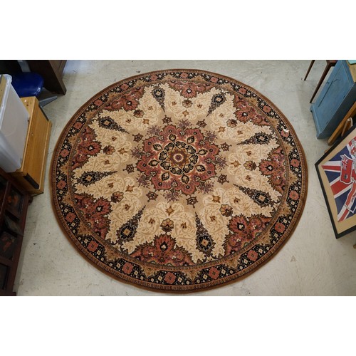 707 - Contemporary rug of circular form, 247cm diameter