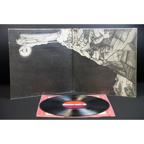 104 - Vinyl - 3 Led Zeppelin LPs and 1 box set to include Led Zeppelin self titled 6-LP Box Set on Atlanti... 