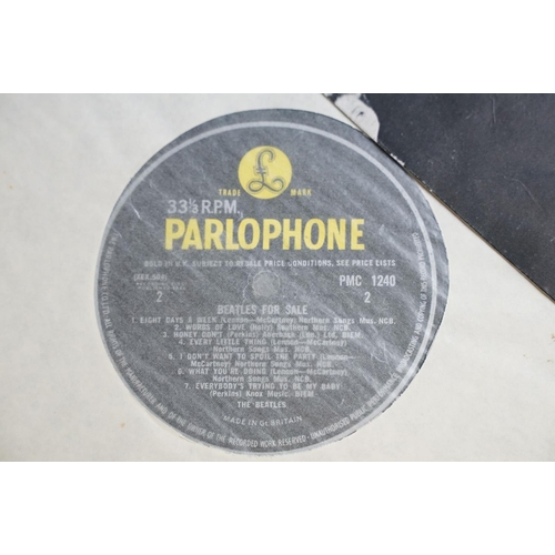 111 - Vinyl - 7 The Beatles and members LPs.  Beatles LPs are Please Please Me (yellow Parlophone), Hard D... 