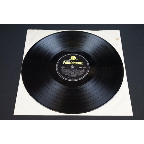 111 - Vinyl - 7 The Beatles and members LPs.  Beatles LPs are Please Please Me (yellow Parlophone), Hard D... 