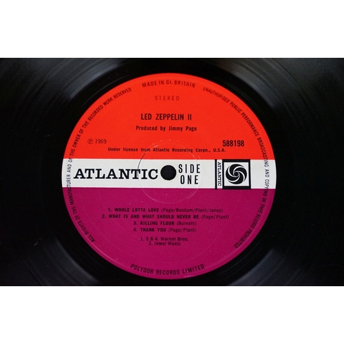 122 - Vinyl - 2 UK pressing Led Zeppelin LPs to include II (Atlantic – 588198) UK 1969 3rd pressing with p... 