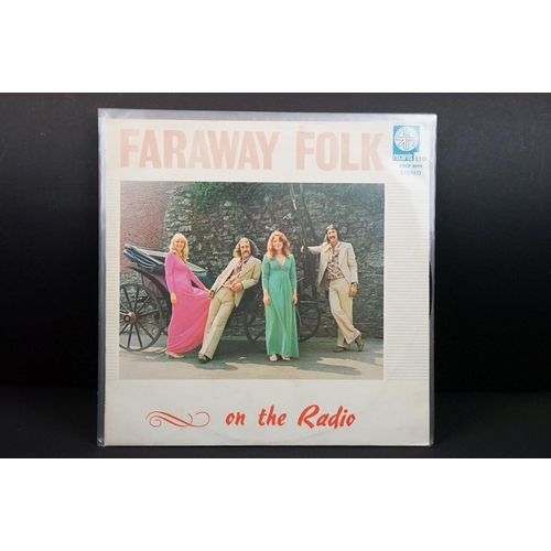 123 - Vinyl / Autographs - 7 Folk Rock / Folk albums including private pressings, to include: The Pentangl... 