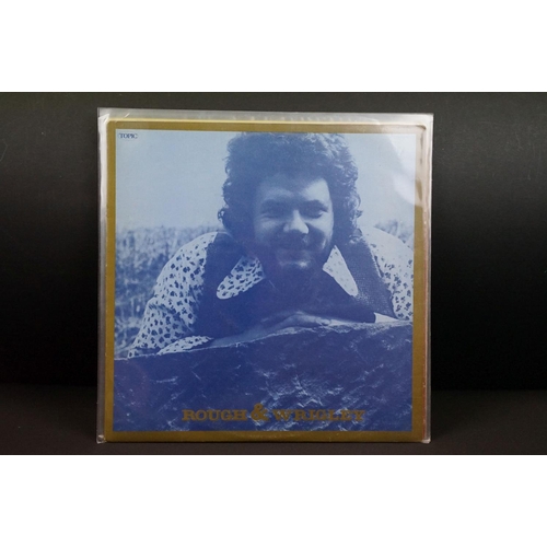 123 - Vinyl / Autographs - 7 Folk Rock / Folk albums including private pressings, to include: The Pentangl... 