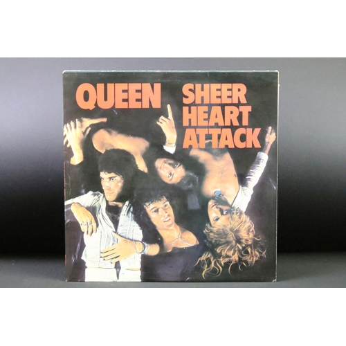 135 - Vinyl - 10 UK pressing Queen albums to include: Queen + Adam Lambert – Live Around The World (Double... 