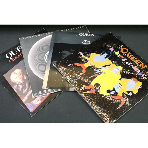 135 - Vinyl - 10 UK pressing Queen albums to include: Queen + Adam Lambert – Live Around The World (Double... 