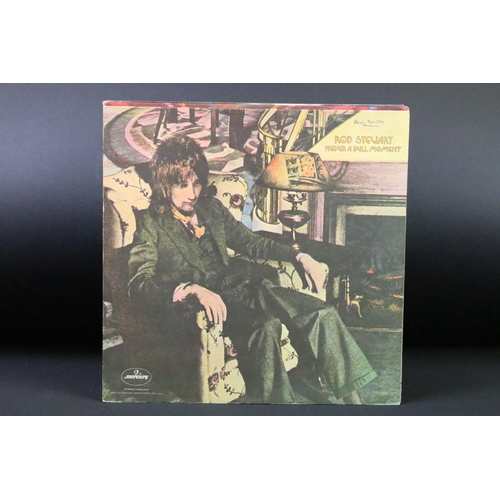 136 - Vinyl - 7 Rod Stewart LPs to include Gasoline Alley (Vertigo Records 6360 500 small swirl label), Ne... 