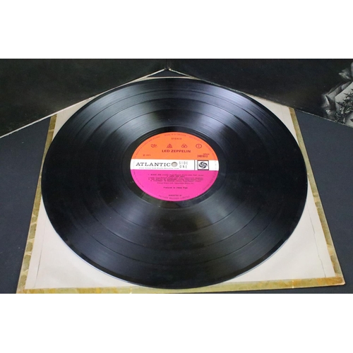 148 - Vinyl - 4 Led Zeppelin LPs to include One (588171) plum Atlanic labels and grey band, Two (588198) p... 