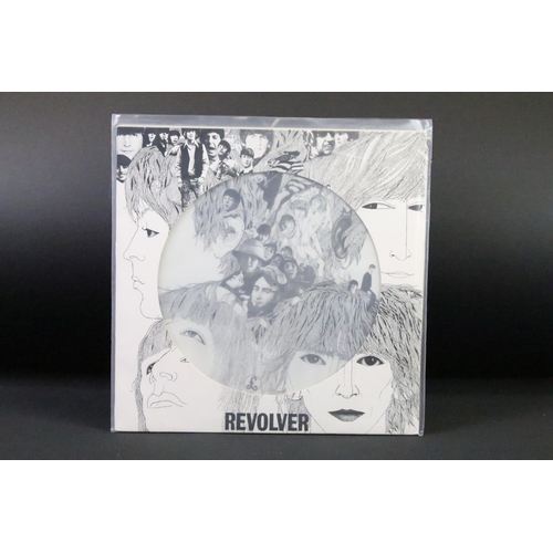 182 - Vinyl - 10 The Beatles later pressing albums to include: Revolver (US picture disc), Please Please M... 