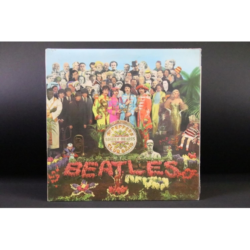 182 - Vinyl - 10 The Beatles later pressing albums to include: Revolver (US picture disc), Please Please M... 