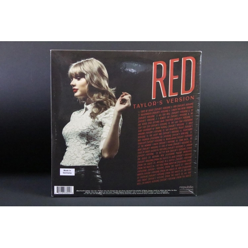 189 - Vinyl - 3 albums by Taylor Swift to include: 1989 (Taylor's Version) (2023 double pink vinyl album, ... 