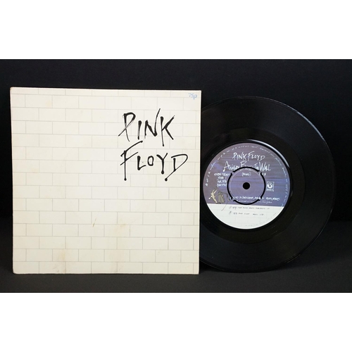 354 - Vinyl - 4 Pink Floyd 7” singles to include: Arnold Layne (Original UK) VG, See Emily Play (original ... 