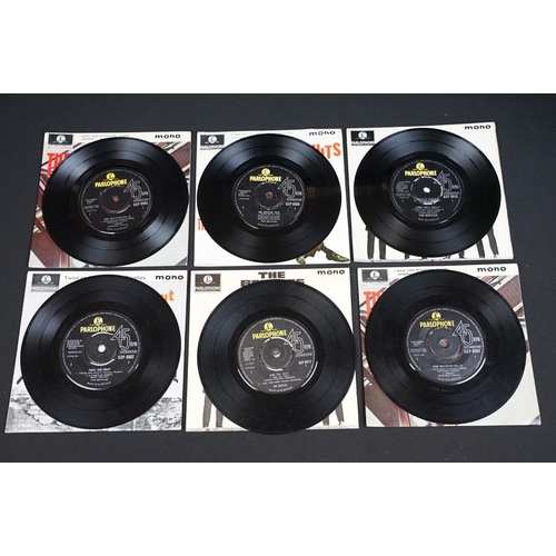 359 - Vinyl - 8 The Beatles EP’s and picture sleeve singles to include: Magical Mystery Tour (original Mon... 