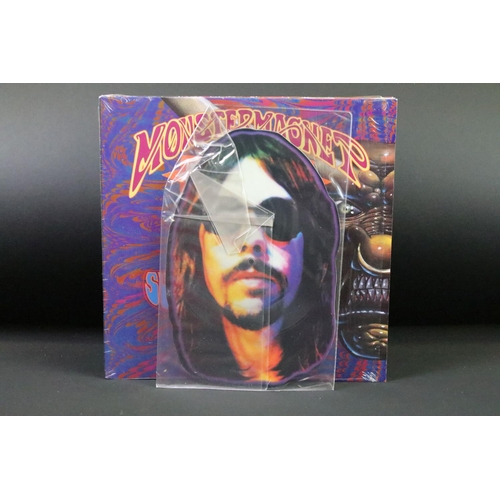 519 - Vinyl - 2 albums, 4 x 12” singles and 2 x 7” shaped picture discs by Monster Magnet including promo ... 