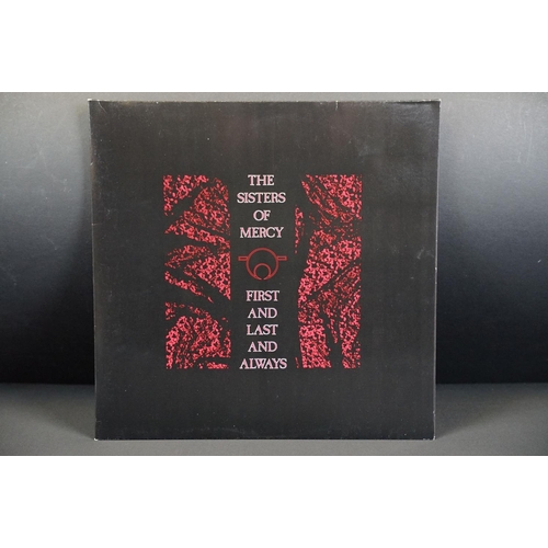 528 - Vinyl - 2 albums and 7 x 12” singles by The Sisters Of Mercy to include: Vision Thing (MR 449 L), Fi... 