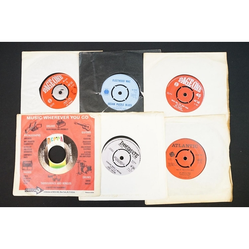 327 - Vinyl - Over 70 Mod, Beat, Rock and Pop mainly 1960’s 7” singles including foreign pressings to incl... 