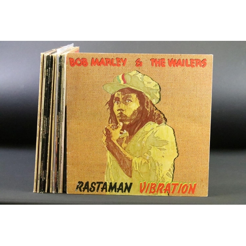 484 - Vinyl - 15 Bob Marley & The Wailers albums to include: Rastaman vibrations x 2 (one with textured sl... 