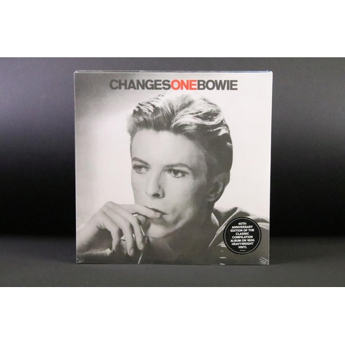 499 - Vinyl - 8 Reissue / Recent release LPs to include David Bowie, Amy Winehouse, Rag N Bone Man, Otis R... 