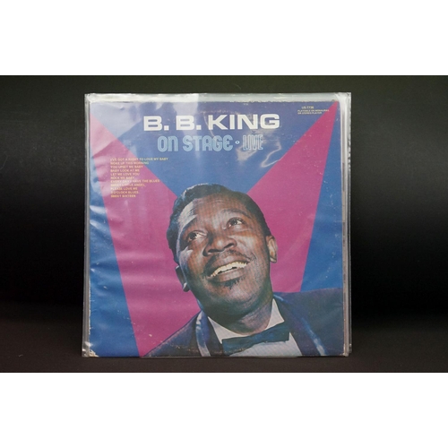 172 - Vinyl - 10 Blues albums to include: B. B. King x 3, John Lee Hooker, Howlin’ Wolf, Burning Sunflower... 