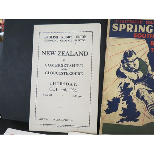 450 - Collection of ephemera to include illustrated souvenir of the Springboks South African rugby team to... 