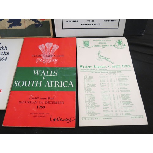 450 - Collection of ephemera to include illustrated souvenir of the Springboks South African rugby team to... 