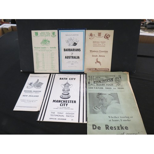 450 - Collection of ephemera to include illustrated souvenir of the Springboks South African rugby team to... 