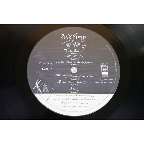 32 - Vinyl - Pink Floyd – The Wall. Original 1979 Japanese 1st pressing in open shrink, gatefold cover wi... 