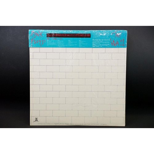 32 - Vinyl - Pink Floyd – The Wall. Original 1979 Japanese 1st pressing in open shrink, gatefold cover wi... 