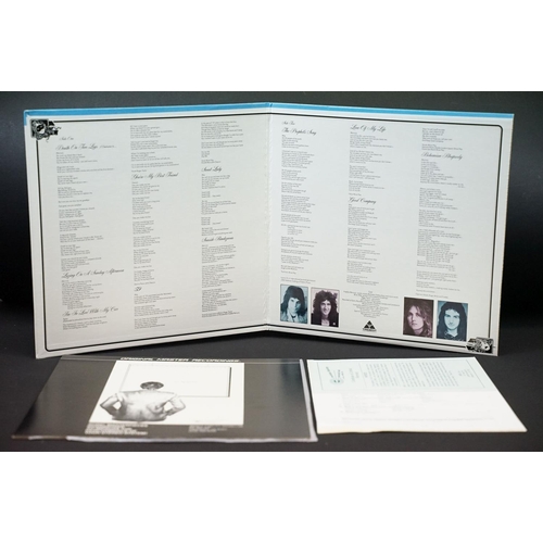 33 - Vinyl - Queen A Night At The Opera. Original US 1982 Original Master Recording LP, with gatefold pri... 