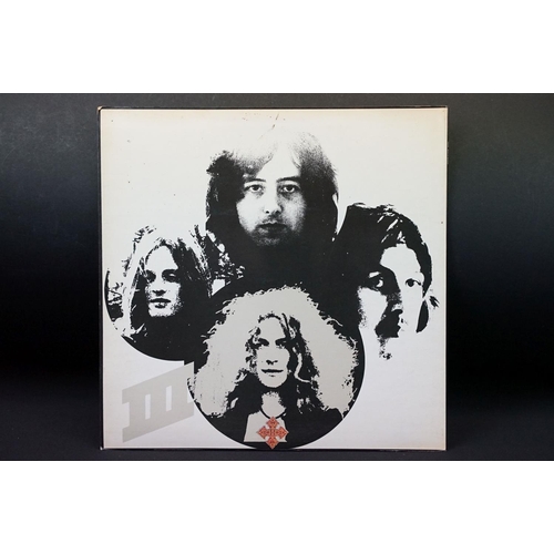 40 - Vinyl - Led Zeppelin III original UK 1970 LP on Atlantic – 2401-002.  Gatefold sleeve with working w... 