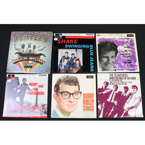 417 - Vinyl - 32 mainly 1960’s UK EP’s to include: The Beatles - Magical Mystery Tour (Stereo 1st pressing... 