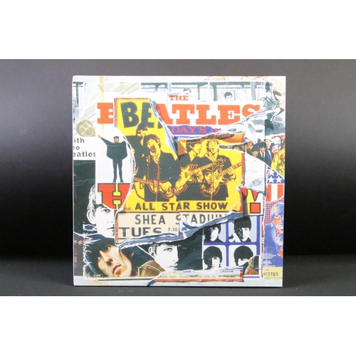 450 - Vinyl - The Beatles Anthology 1 (1995 triple album PCSP 727), Anthology 2 (1996 triple album PCSP 72... 