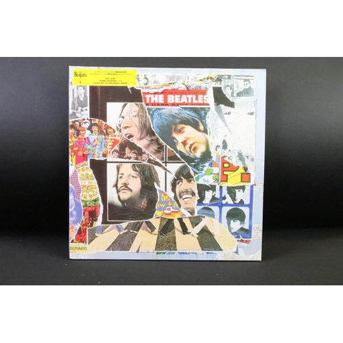 450 - Vinyl - The Beatles Anthology 1 (1995 triple album PCSP 727), Anthology 2 (1996 triple album PCSP 72... 