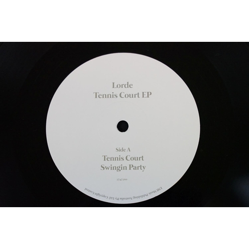 56 - Vinyl - Lorde – Tennis Court EP. Original Australian 2013 limited edition 10”, 3747360. VG+ (slight ... 