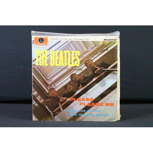 603 - Vinyl - 36 The Beatles and members albums including original pressings and re-issues to include: Ple... 