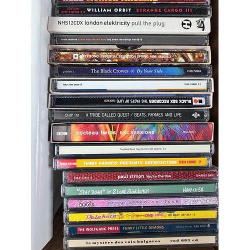 796 - CDs - Collection of around 250 rock & pop CDs to include Supergrass, Prodigy, Madonna, Sonic Youth, ... 