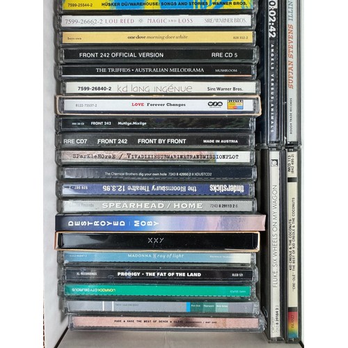 796 - CDs - Collection of around 250 rock & pop CDs to include Supergrass, Prodigy, Madonna, Sonic Youth, ... 