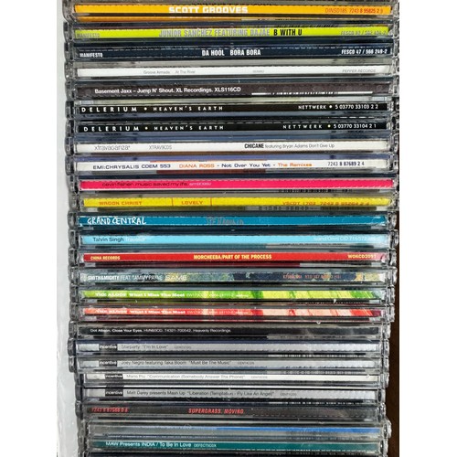 796 - CDs - Collection of around 250 rock & pop CDs to include Supergrass, Prodigy, Madonna, Sonic Youth, ... 