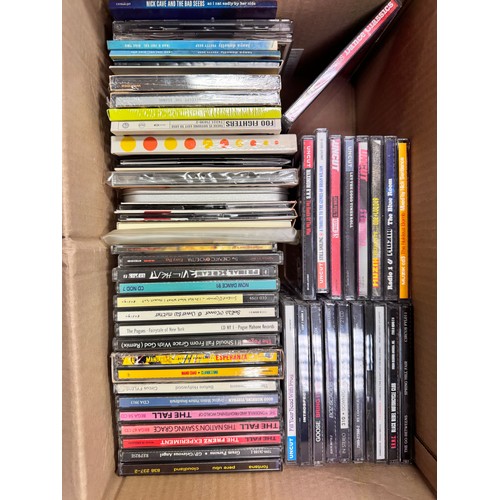 800 - CDs - Collection of around 250 CDs spanning the genres and decades to include mainly rock & pop feat... 