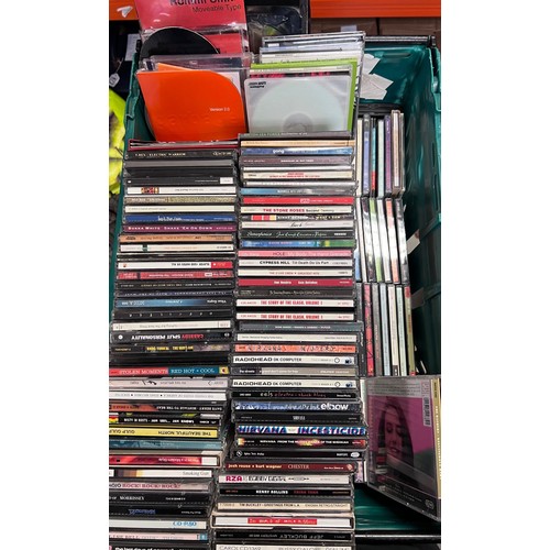 807 - CDs - Approx 450 spanning genres including Nirvana, Elbow, Eels, Radiohead, The Clash, Gomez, Skunk ... 