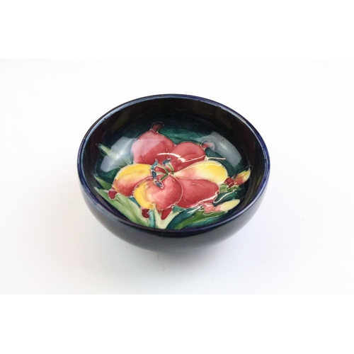 85 - Group of mixed glass & ceramics to include a small Moorcroft pottery bowl (7.5cm diameter), Caithnes... 