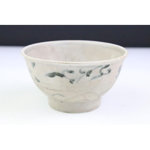 73 - Hoi An Hoard circular footed bowl, circa 1460s, item number 150941, hand painted / glaze, provenance... 