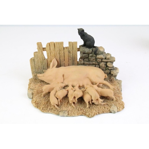 104 - Collection of resin animal figures / figure groups, mainly Border Fine Arts examples, featuring Bord... 