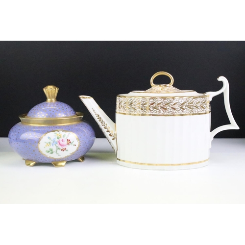 118 - Mixed glass & ceramics, 19th century onwards, to include an early 19th century Crown Derby teapot wi... 