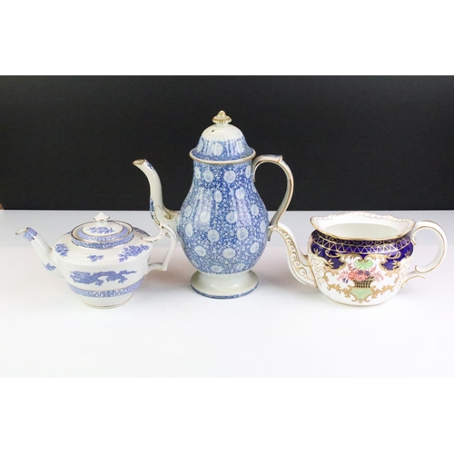 118 - Mixed glass & ceramics, 19th century onwards, to include an early 19th century Crown Derby teapot wi... 