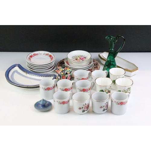 126 - Mixed ceramics to include Hammersley 'Strawberry Ripe' coffee cups, floral printed coffee cans & sau... 